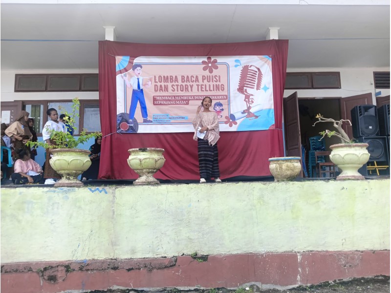 BIDANG PERPUSTAKAAN SMP NEGERI 1 ENDE SELATAN GELAR LOMBA STORY TELLING DAN MEMBACA PUISI