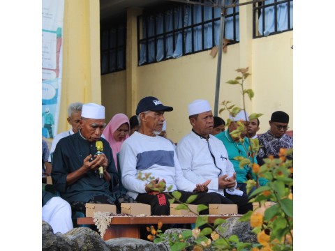 PELETAKAN BATU PERTAMA PEMBANGUNAN  MUSHOLA RAUDATUL JANNAH 