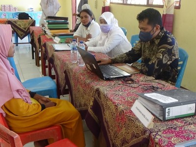 wawancara dengan  orangtua siswa