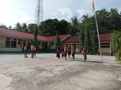 latihan upacara bendera